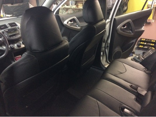 Каркасные авточехлы на Toyota RAV 4 CA30 Каркасные авточехлы на Toyota RAV 4 CA30